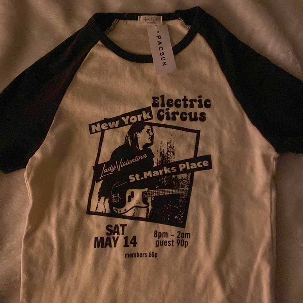 Never worn perfect condition